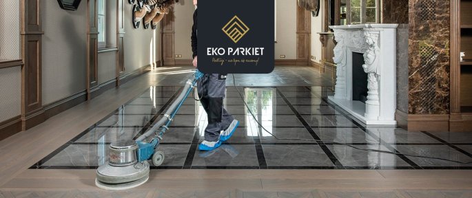 Jakie są najczęstsze uszkodzenia drewnianych podłóg i jak sobie z nimi radzić?