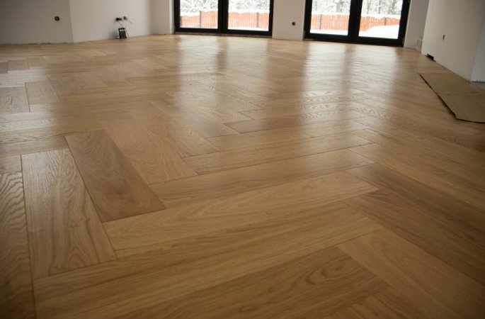 Finishparkiet: Dąb Natura lakier półmat – jodełka klasyczna