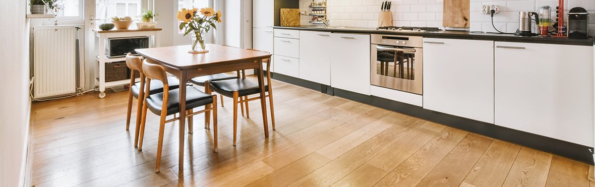 Jak układać parkiet w małym pomieszczeniu?